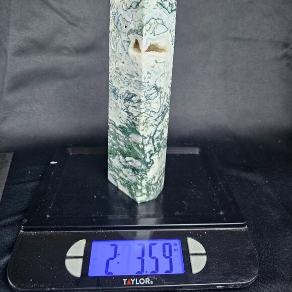 Green Moss Agate Tower With Druzy - Picture 8 of 8